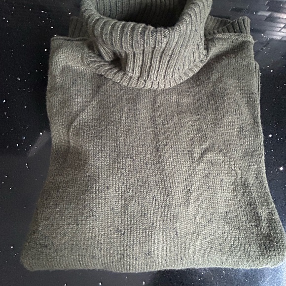 Michael Kors green flecked sweater - Picture 4 of 5